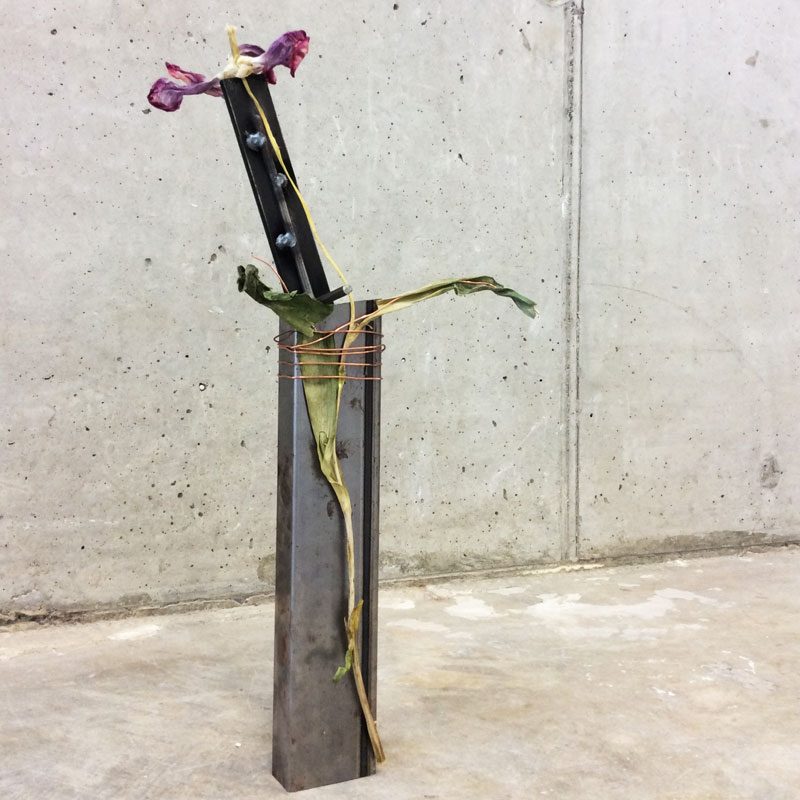 an appendage for afterlife #3tulip, steel, copper wire, 2015